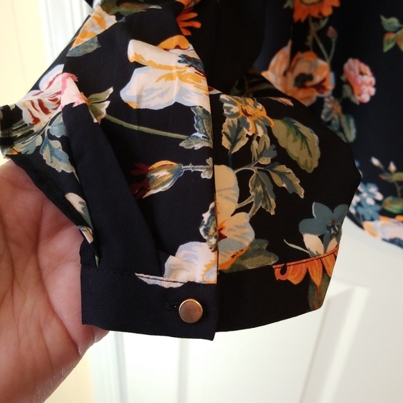 AVA & VIV RUFFLED FLORAL TOP♡ SZ 3X! NWOT - Picture 3 of 8